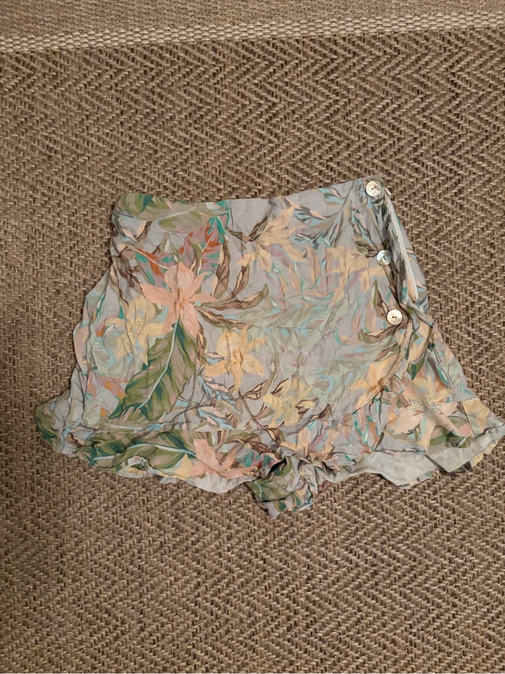 Floral Ruffle Button-Side Women’s Skort - Pastel Multicolor